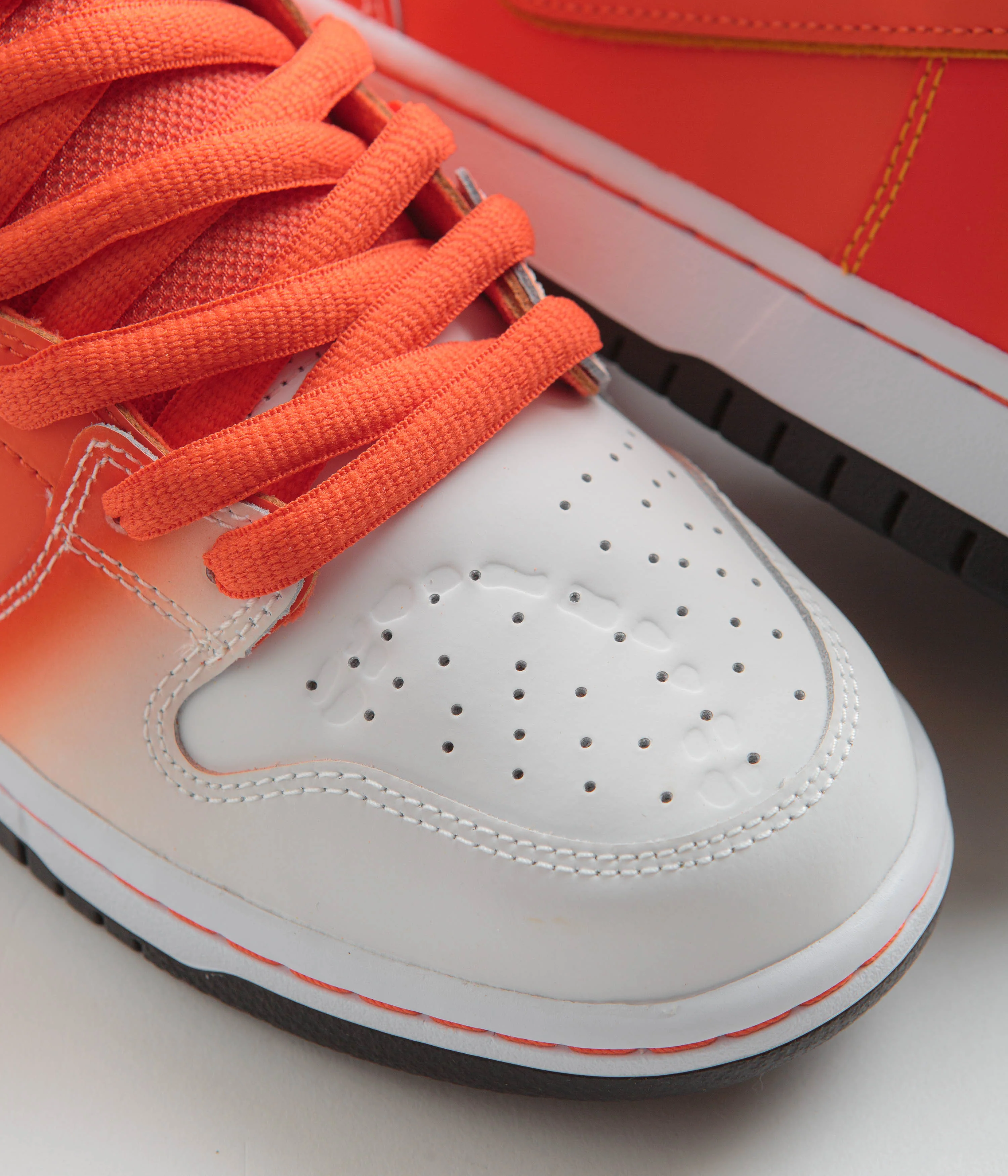 Nike SB Dunk High Pro Shoes - Amarillo / Orange - White - Black - Image 3