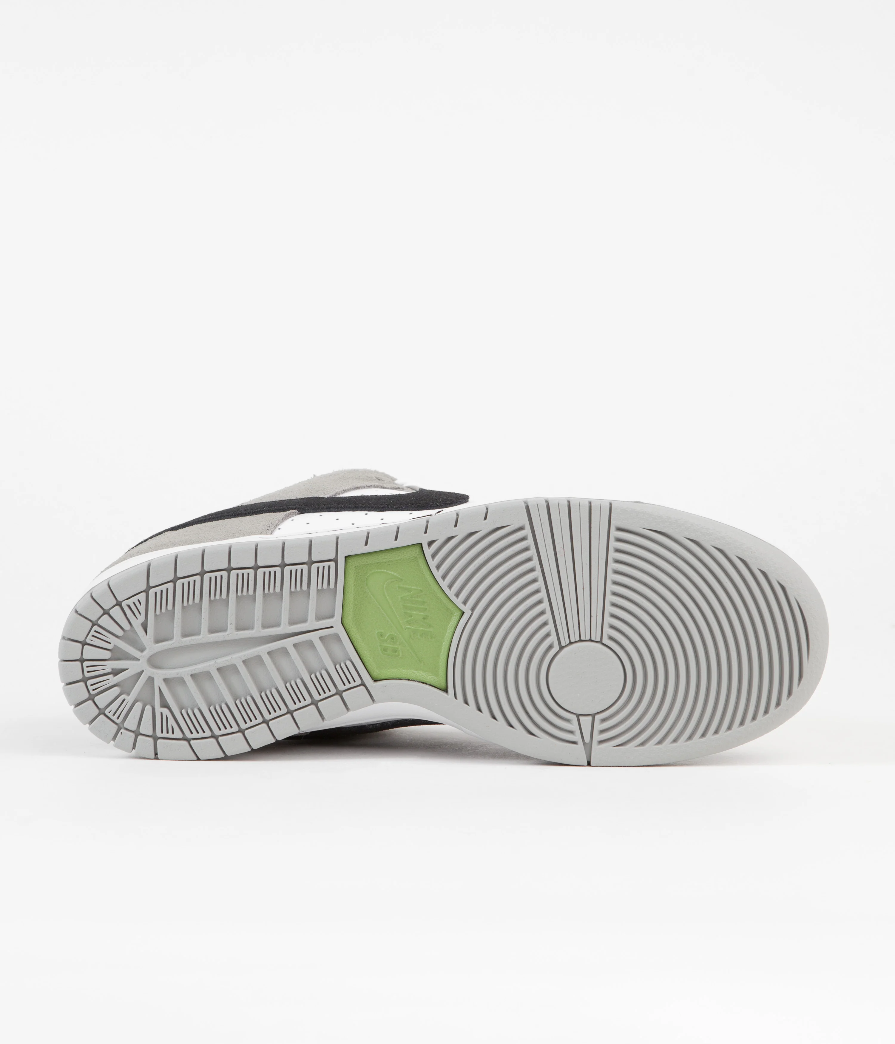 Nike SB Dunk Low Pro 'Chlorophyll' Shoes - Medium Grey / Black - White - Chlorophyll - Image 6