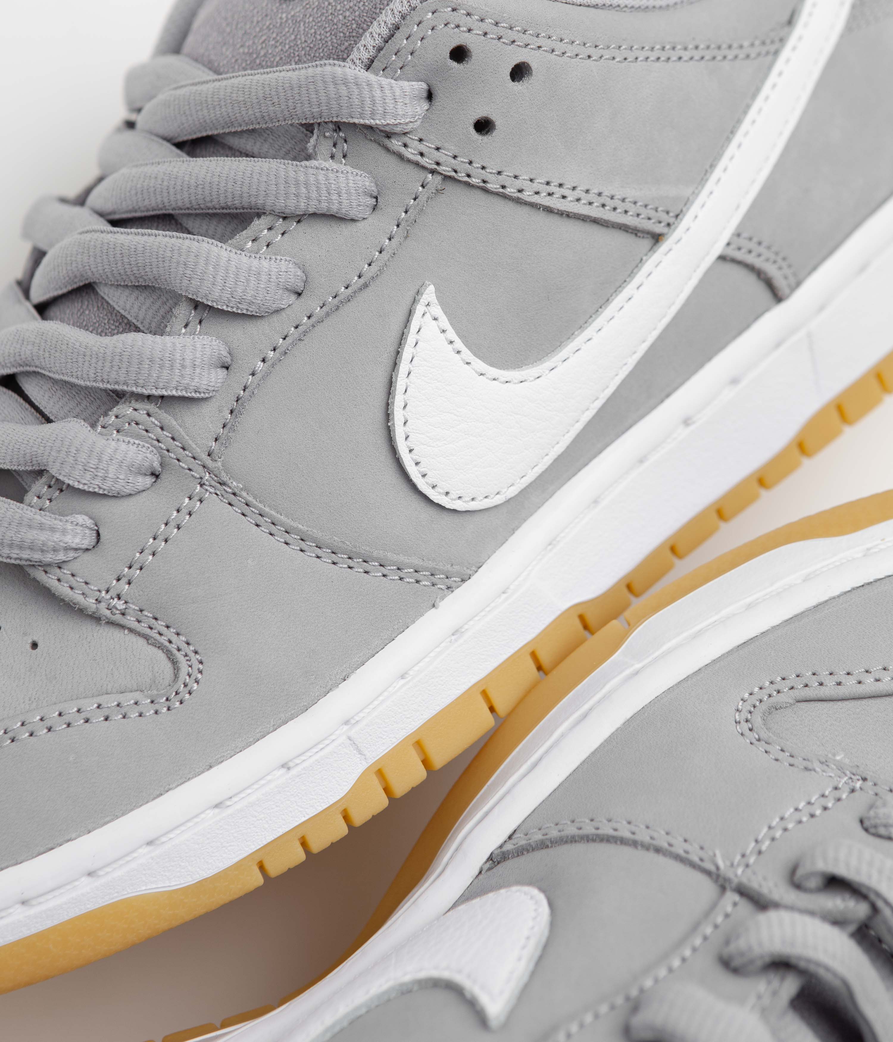 Nike SB Orange Label Dunk Low Pro Shoes - Wolf Grey / White - Wolf Grey - Image 3