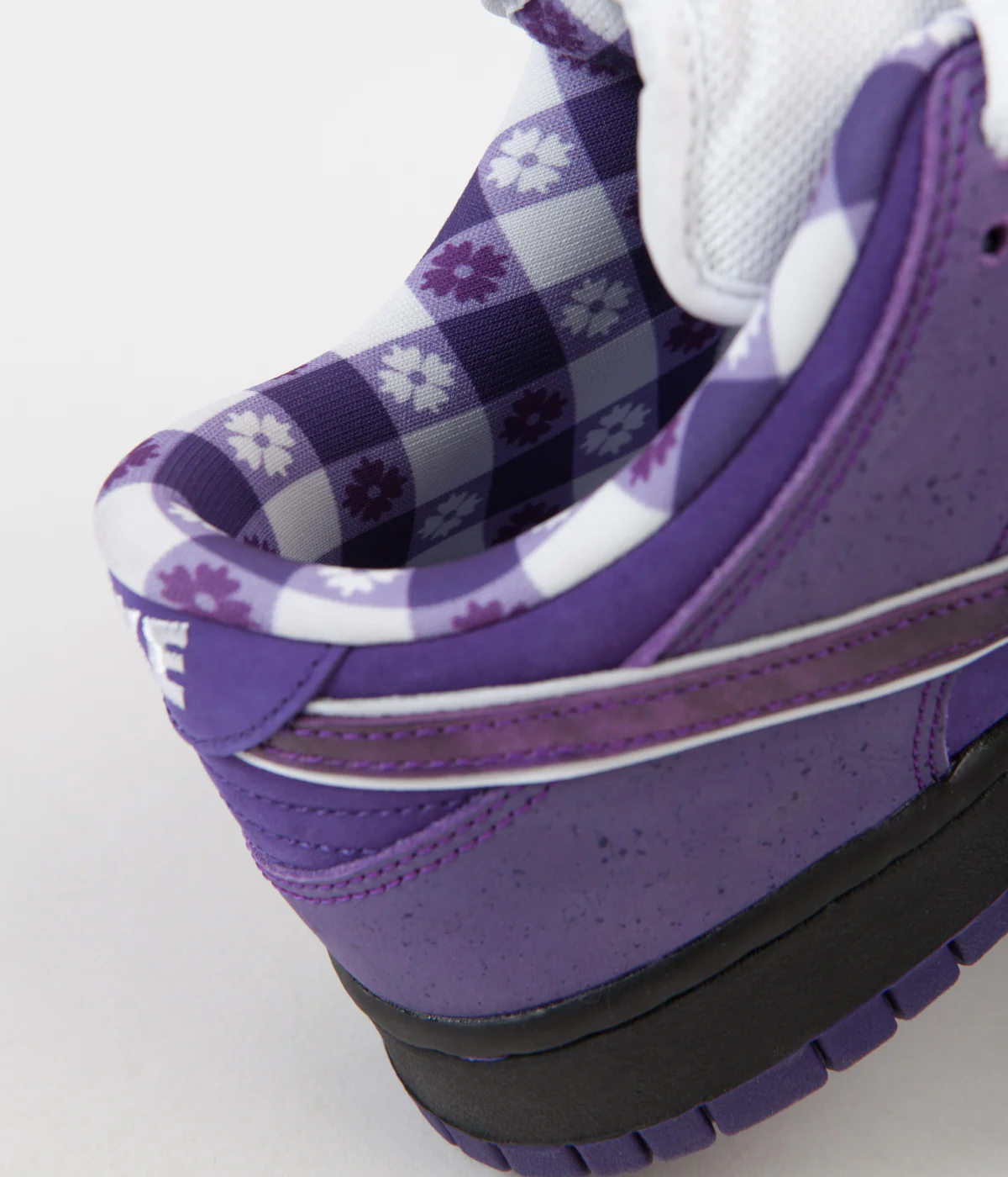 Nike SB x Concepts Dunk Low Pro OG 'Purple Lobster' Shoes - Voltage Purple / Voltage Purple - Image 7
