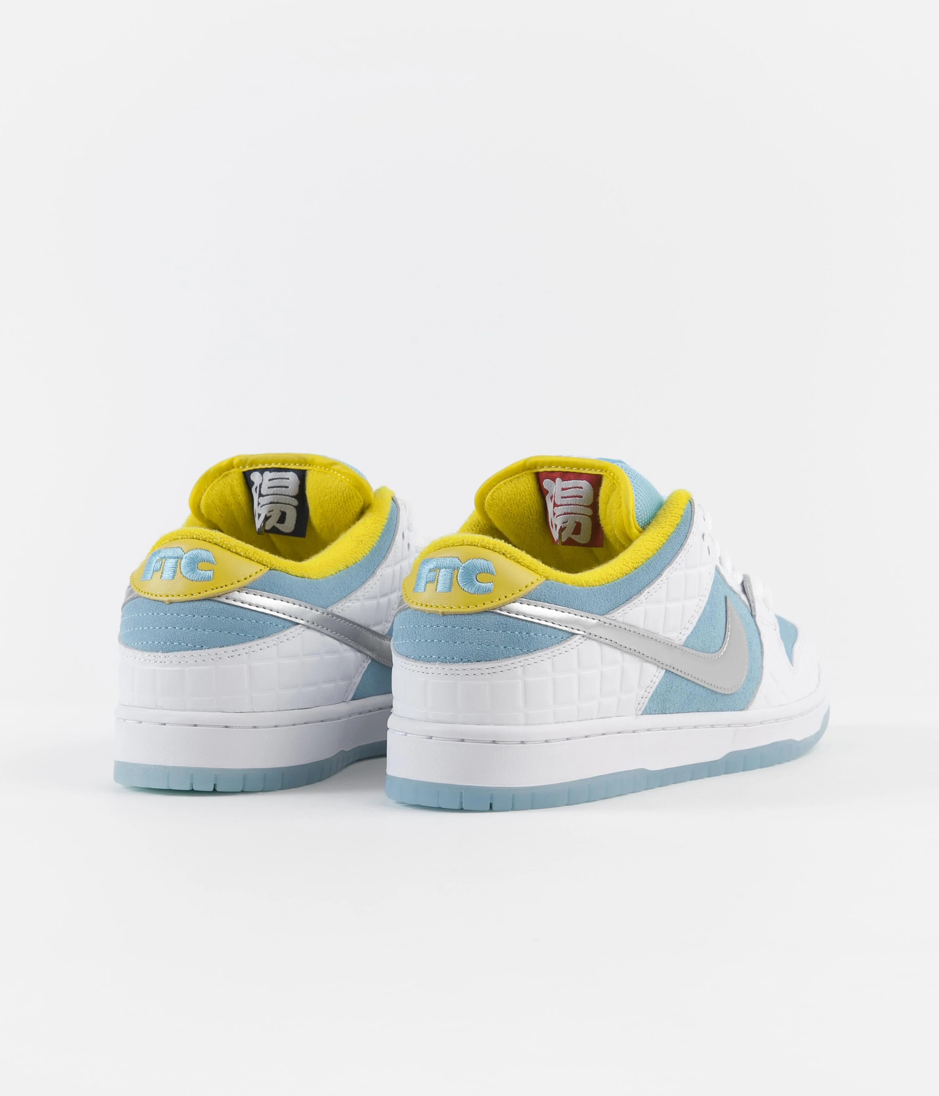Nike SB x FTC Dunk Low Pro Shoes - Lagoon Pulse / Metallic Silver - Image 4